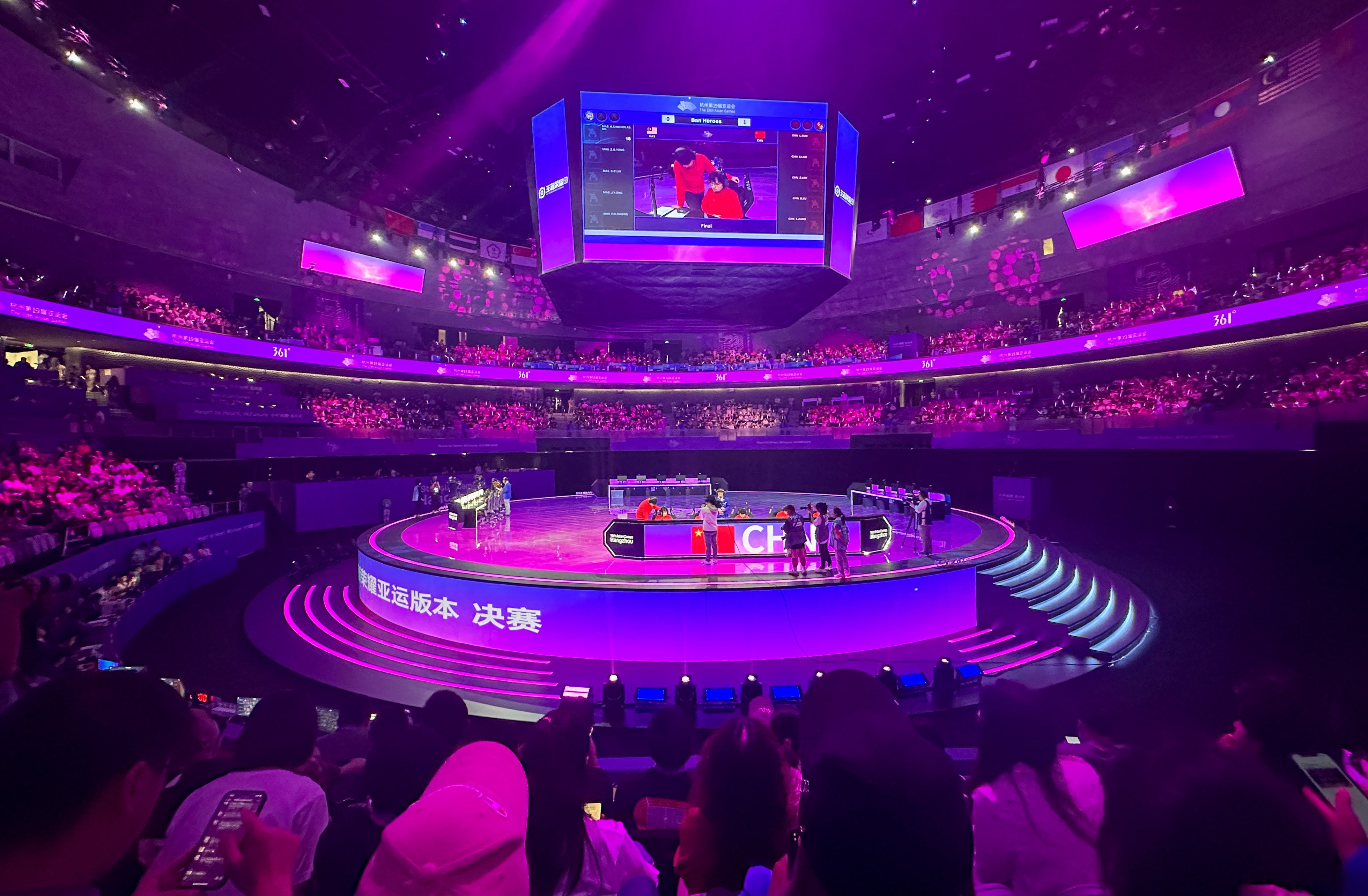 <strong>金年会(金子招牌)：香港“限奶粉”：携带11罐奶粉男子被罚5000元</strong>